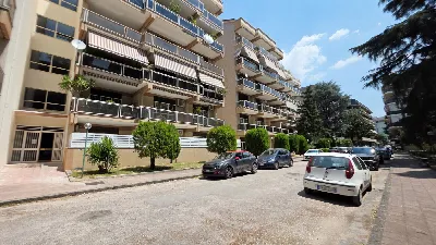 Appartamento in vendita a Caserta, Centro - foto 1