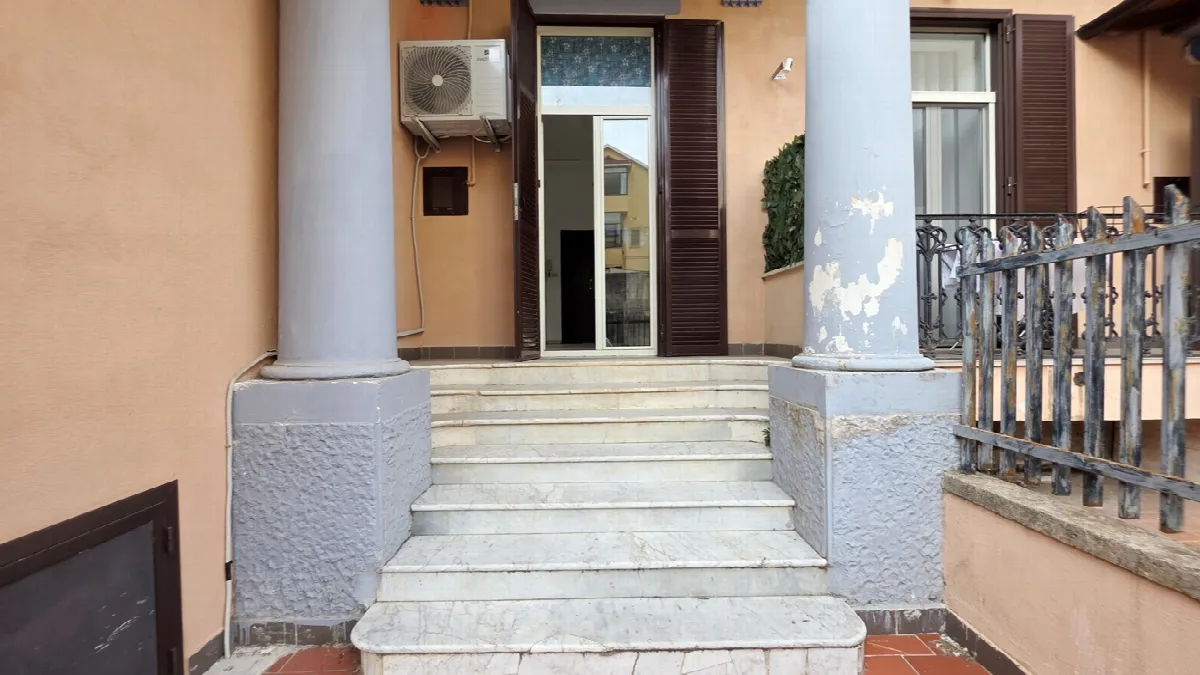 Appartamento in vendita a Caserta, Centro - foto 5