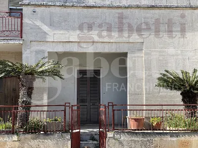 Casa Indipendente in vendita a Spongano - foto 3