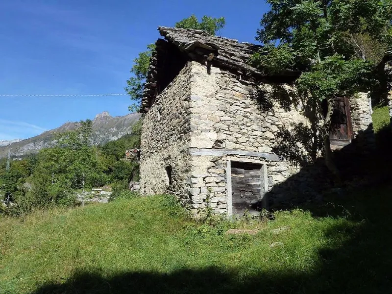 Rustico/Casale in vendita a Varzo - foto 2