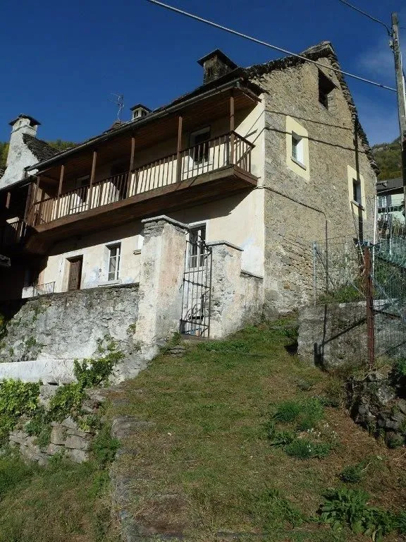 Casa Indipendente in vendita a Crevoladossola - foto 1