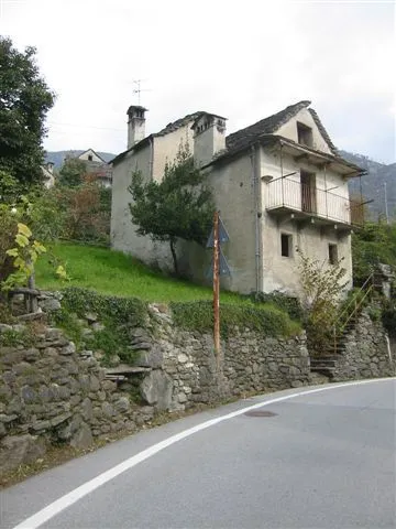 Rustico/Casale in vendita a Crevoladossola - foto 1
