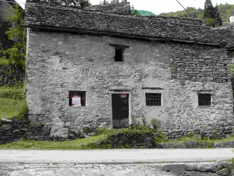 Rustico/Casale in vendita a Varzo - foto 1