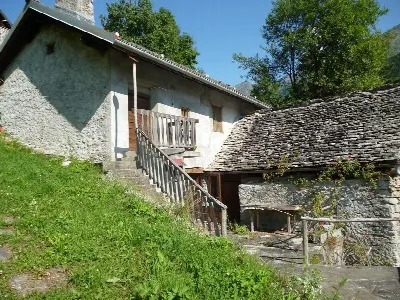 Rustico/Casale in vendita a Trasquera - foto 2