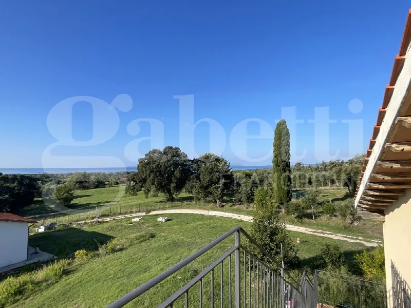 Casa Indipendente in vendita a Follonica - foto 2