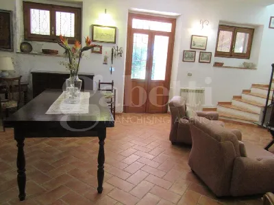Rustico/Casale in vendita a Roccastrada - foto 3