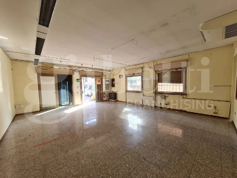 Ufficio in vendita a Gubbio - foto 2
