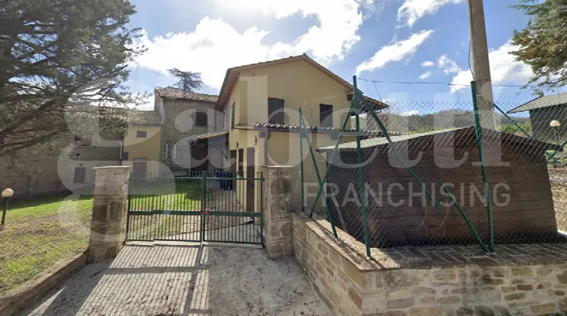 Rustico/Casale in vendita a Gubbio - foto 3