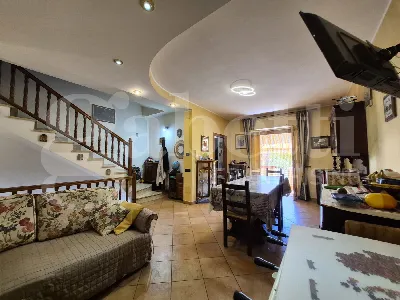 Casa Indipendente in vendita a Gubbio - foto 5