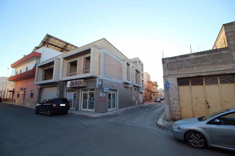 Palazzo/Stabile in vendita a Manduria - foto 1