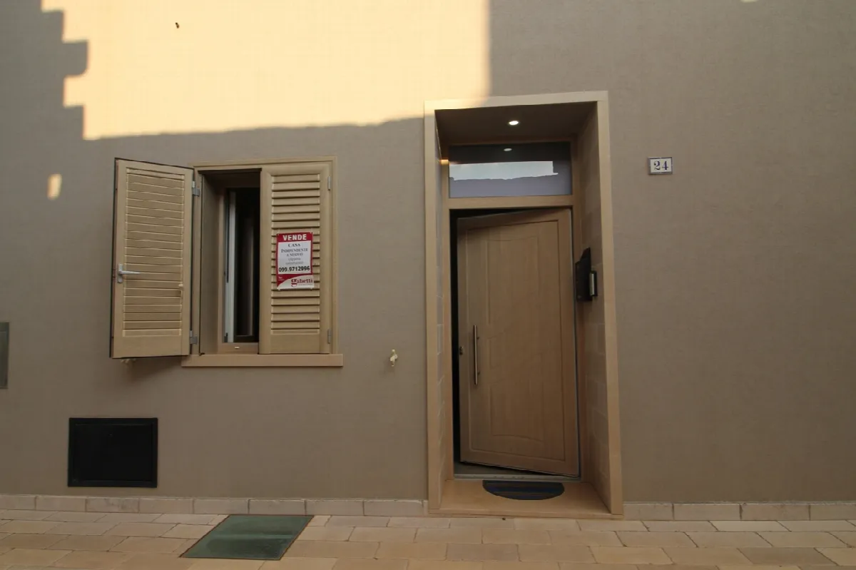 Casa Indipendente in vendita a Sava - foto 2