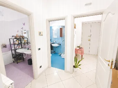 Appartamento in vendita a Napoli, Vomero, ... - foto 9
