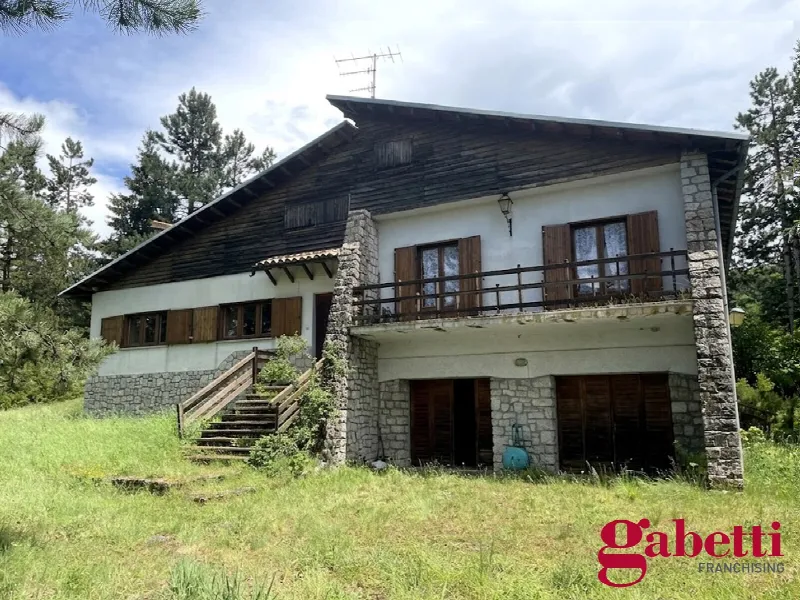 Villa in vendita a Rocca di Mezzo - foto 1