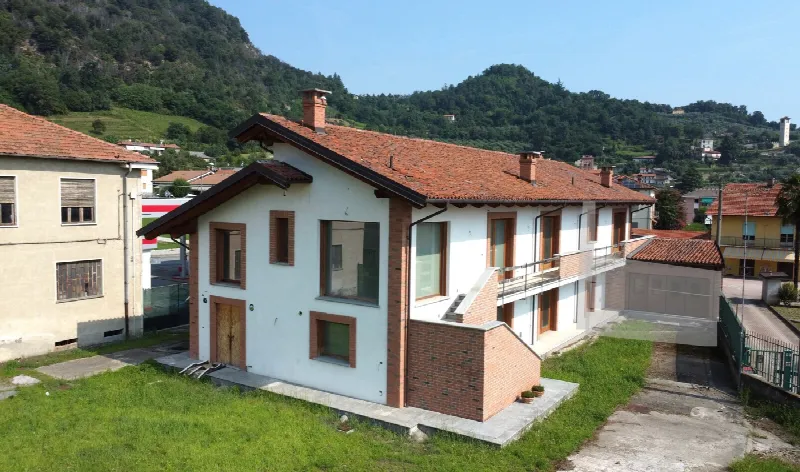 Casa Indipendente in vendita a Revello - foto 1