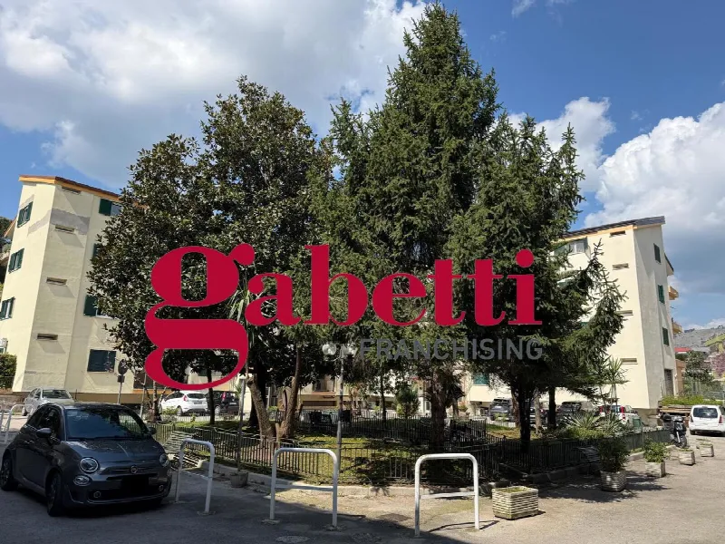 Appartamento in vendita a Caserta, Centro - foto 2