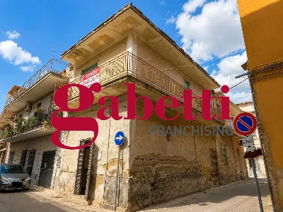 Palazzo/Stabile a Capodrise