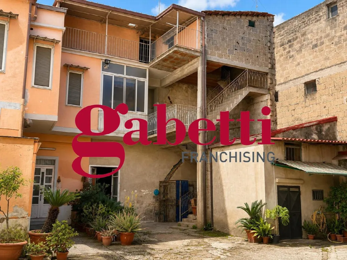 Palazzo/Stabile in vendita a Capodrise - foto 5