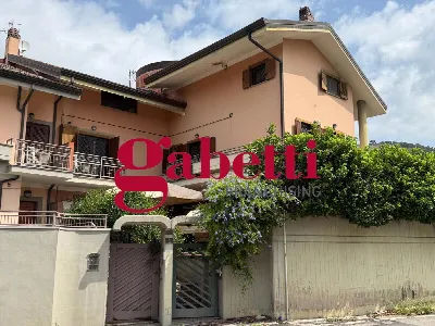 Villetta a schiera in vendita a Caserta, C... - foto 2
