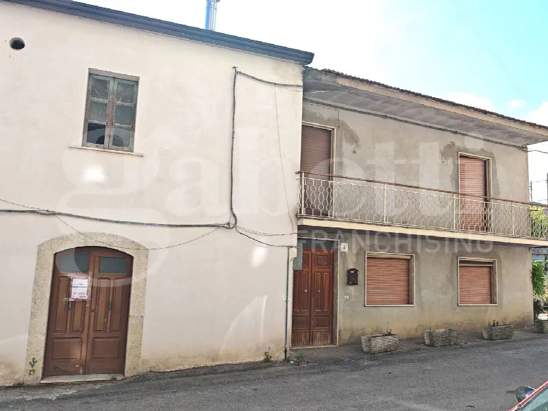 Casa Indipendente in vendita a Pozzilli - foto 2