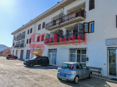 Appartamento in vendita a Montaquila - foto 1