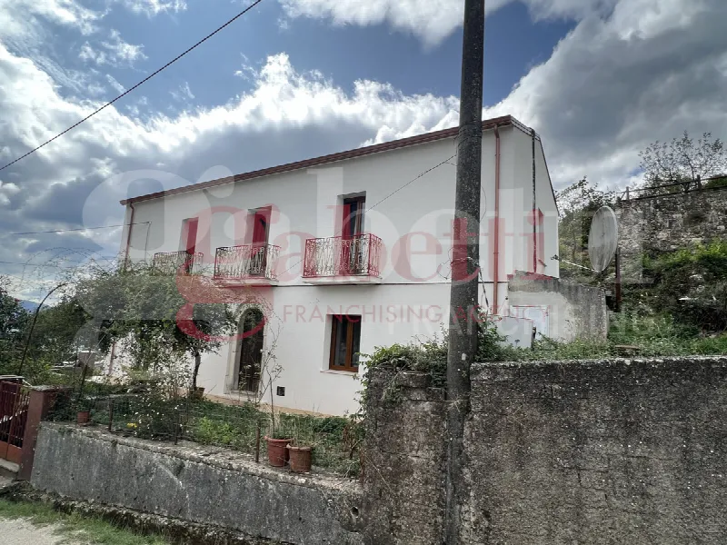 Casa Indipendente in vendita a Pozzilli - foto 1