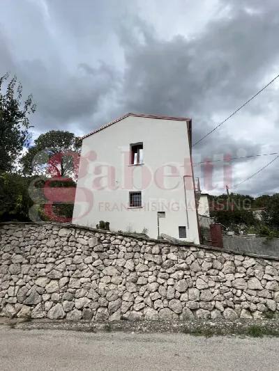 Casa Indipendente in vendita a Pozzilli - foto 2
