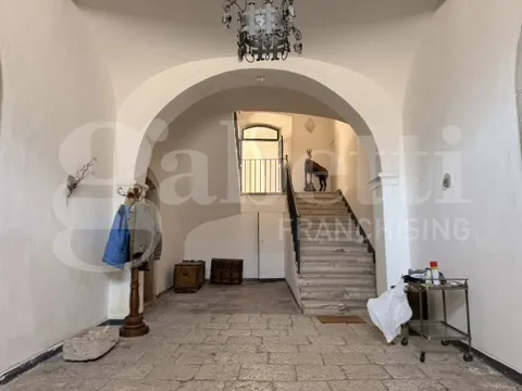 Palazzo/Stabile in vendita a Sant'Elia Fiumerapido - foto 2