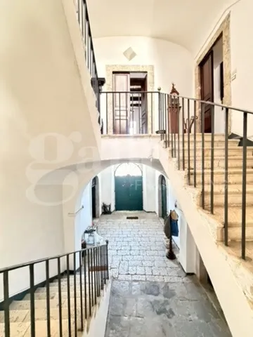 Palazzo/Stabile in vendita a Sant'Elia Fiu... - foto 8