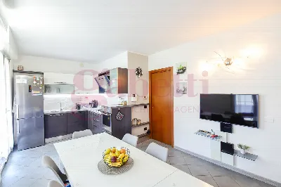Appartamento in vendita a Cantù - foto 2