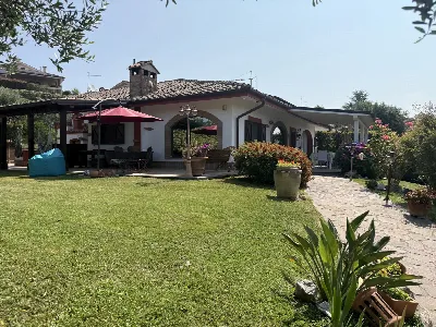 Villa in vendita a Castelnuovo di Porto - foto 1