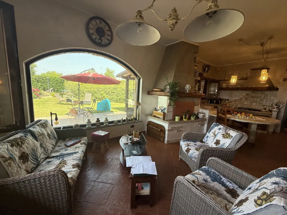 Villa in vendita a Castelnuovo di Porto - foto 5