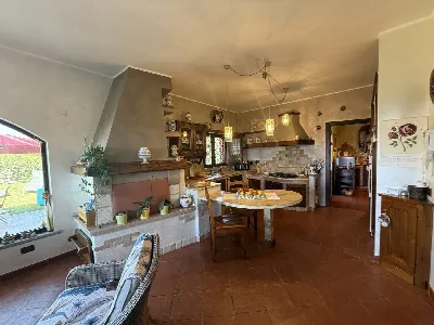 Villa in vendita a Castelnuovo di Porto - foto 6