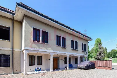 Casa Indipendente a Arosio