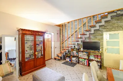 Casa Indipendente in vendita a Mariano Com... - foto 4
