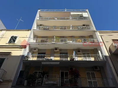 Appartamento in vendita a Bari, Picone, ca... - foto 1