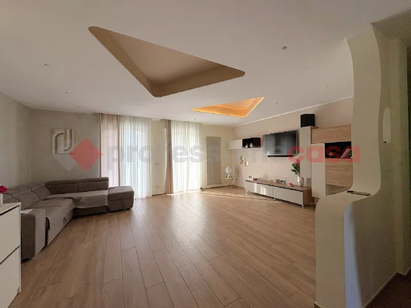 Appartamento in vendita a Bari, San Paolo, Stanic - foto 1