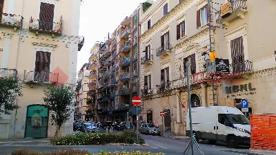 Appartamento in vendita a Bari, Borgo anti... - foto 1