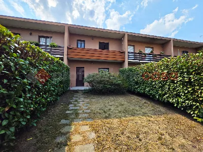 Villetta a schiera a Cadorago