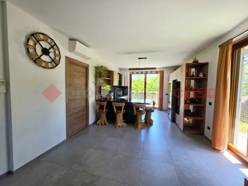 Villa in vendita a Cadorago - foto 2