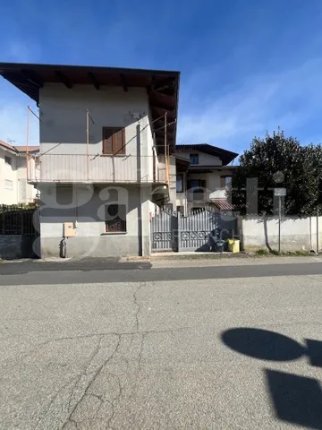 Casa Indipendente in vendita a Biella, Piazzo, Vandorno, Favaro - foto 2