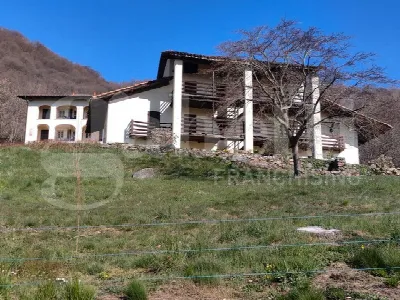 Rustico/Casale in vendita a Pralungo - foto 1
