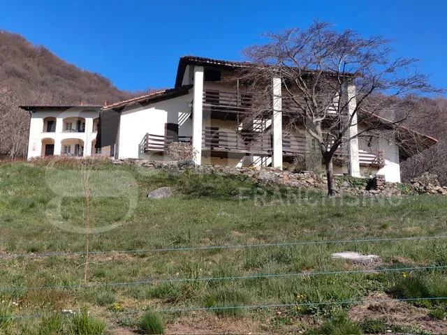 Rustico/Casale in vendita a Pralungo - foto 1