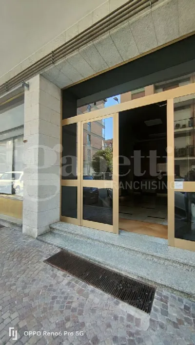 Appartamento in vendita a Biella, Centro c... - foto 4