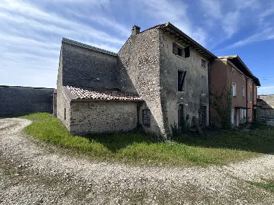 Rustico/Casale in vendita a Valeggio sul M... - foto 1