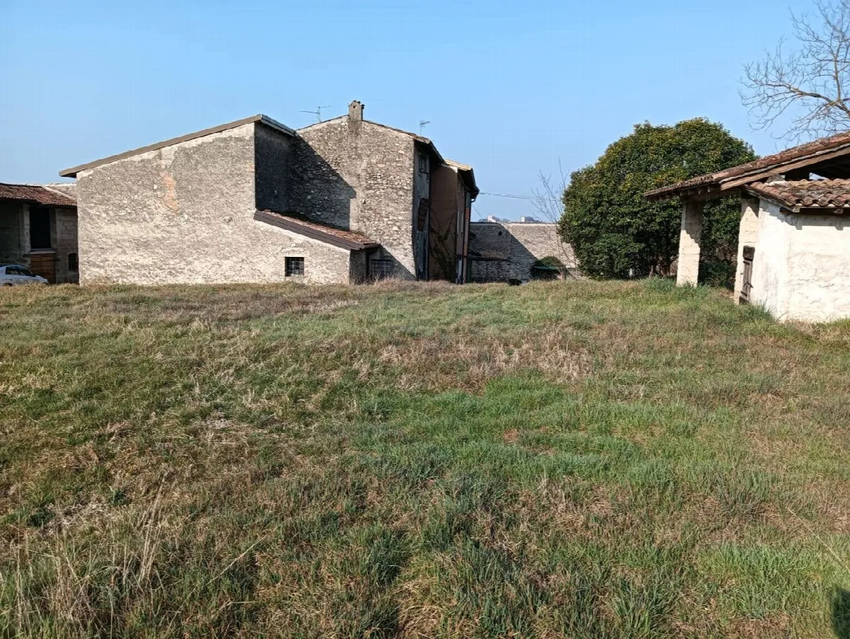 Rustico/Casale in vendita a Valeggio sul Mincio - foto 2
