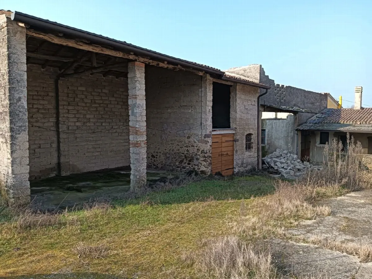 Rustico/Casale in vendita a Valeggio sul Mincio - foto 4