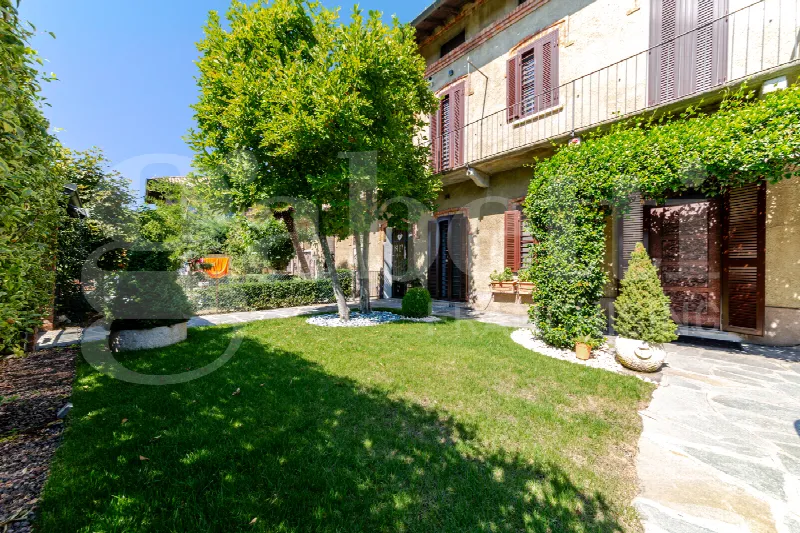 Casa Indipendente in vendita a Rozzano - foto 1