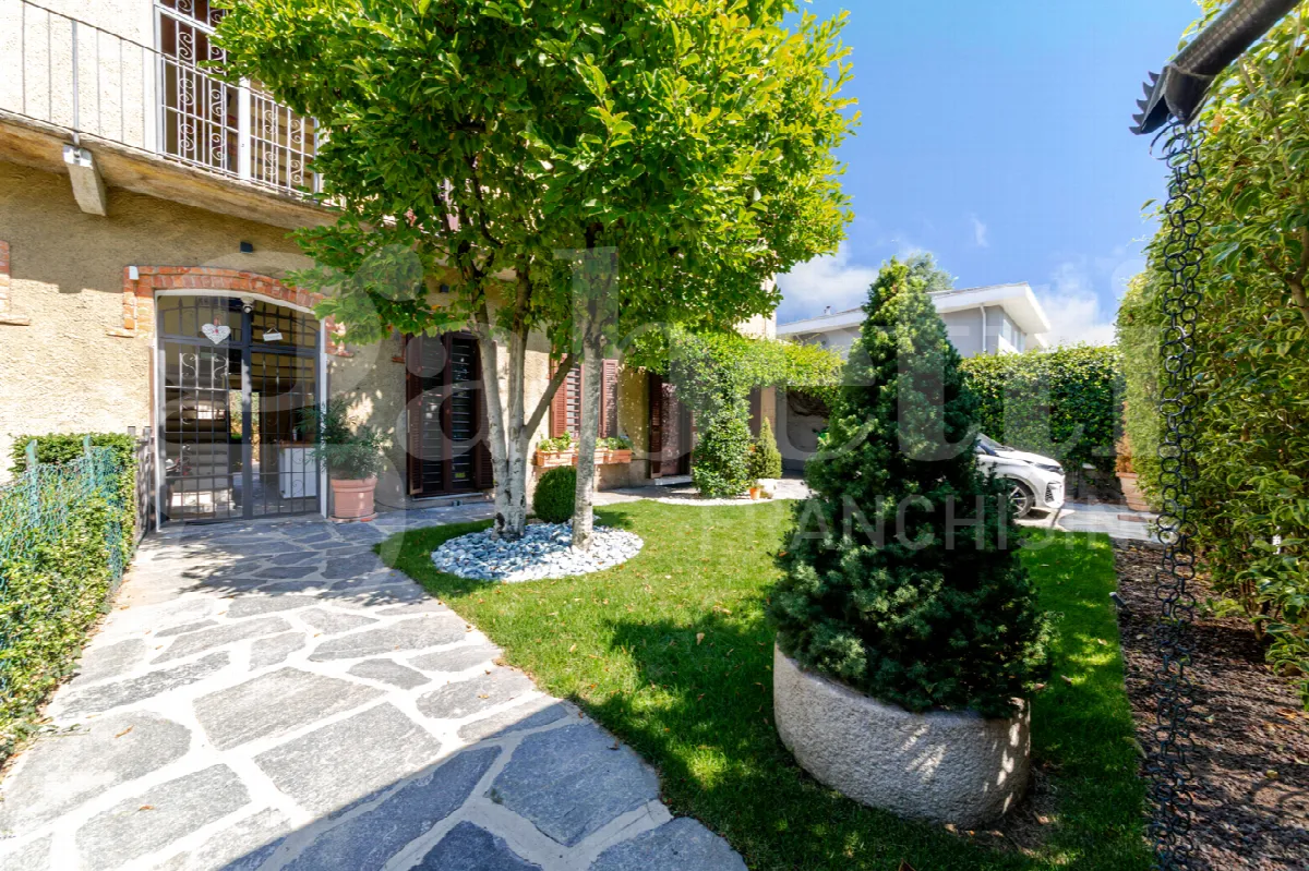 Casa Indipendente in vendita a Rozzano - foto 2