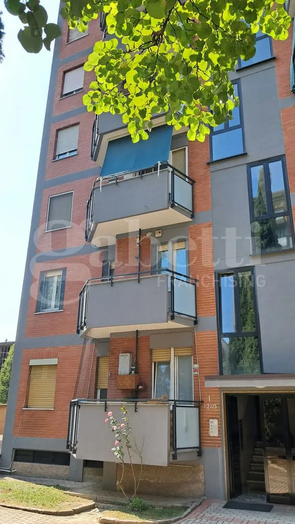 Appartamento in vendita a Milano, Bande Nere, Inganni - foto 2