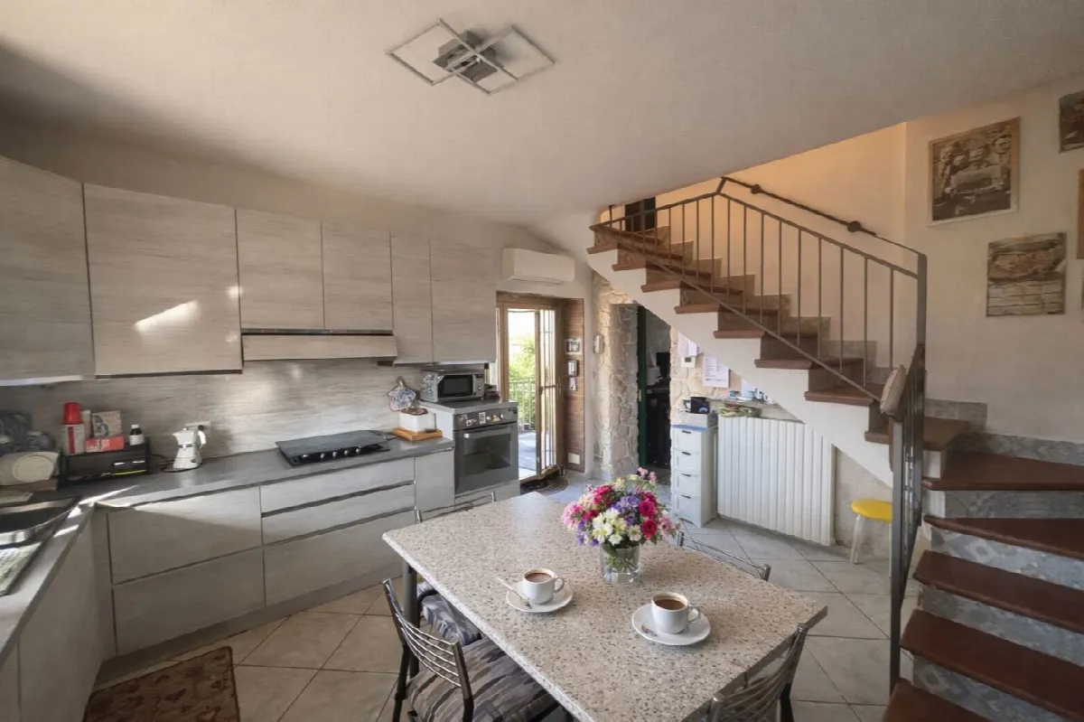 Rustico/Casale in vendita a Broni - foto 4